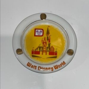 DISNEY Walt Disney World Cinderella’s Castle 1970s Souvenir Ashtray